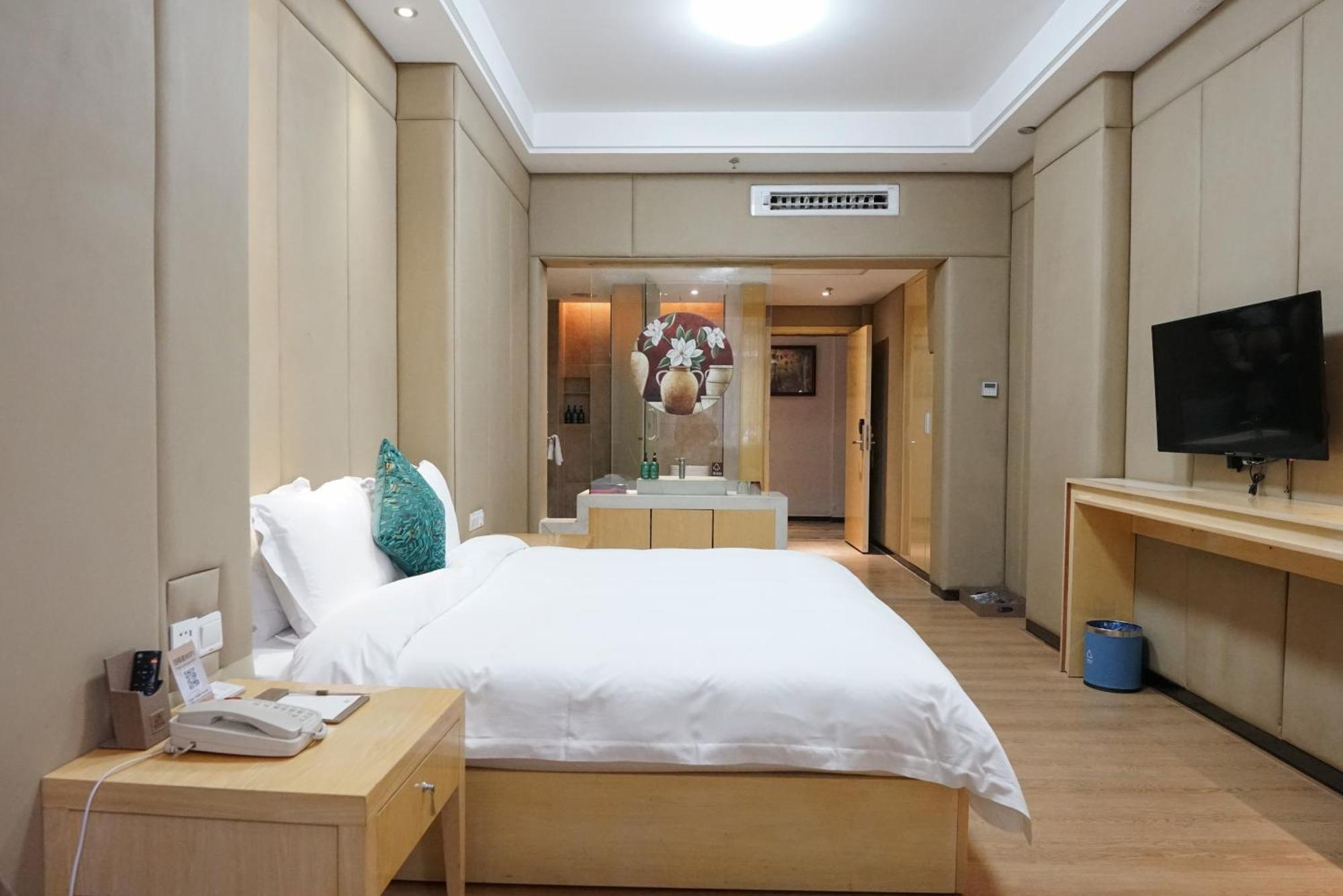 Paco Hotel Ouzhuang Metro Guangzhou-Free Shuttle To Canton Fair Exterior photo